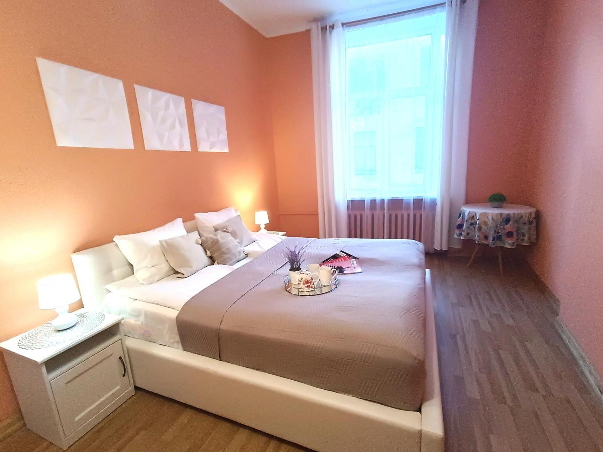Spacious Old Town Family Peachy 2 Bedrooms Apartment, Nearby The Riga Presidential Castle Exteriör bild