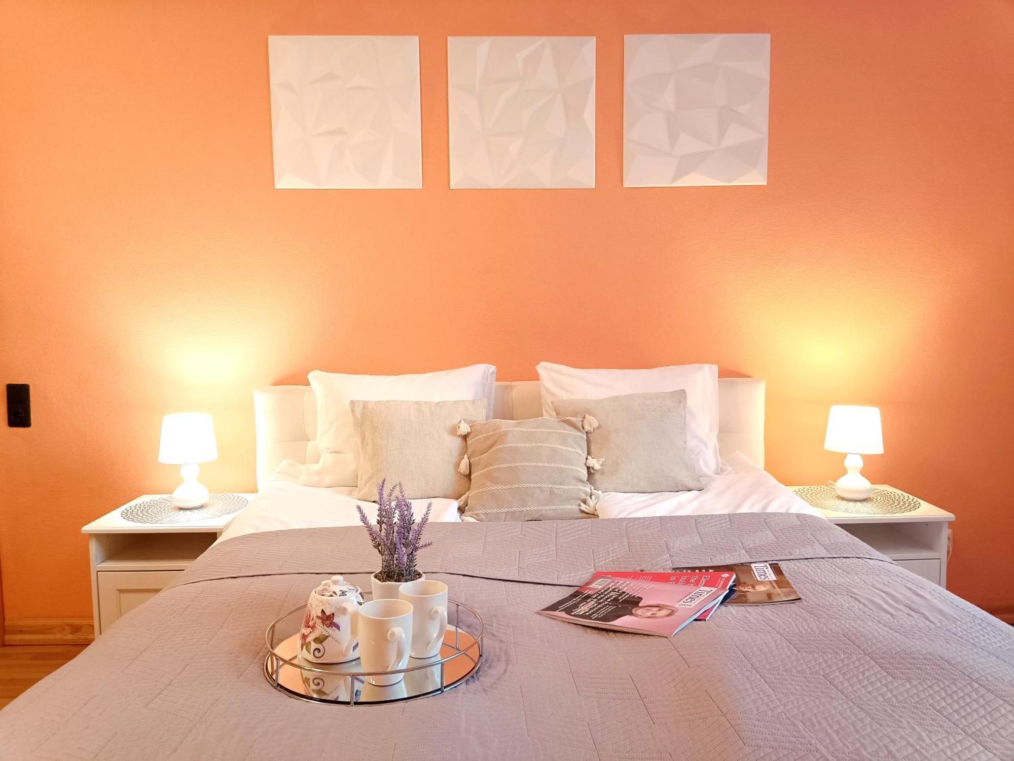 Spacious Old Town Family Peachy 2 Bedrooms Apartment, Nearby The Riga Presidential Castle Exteriör bild
