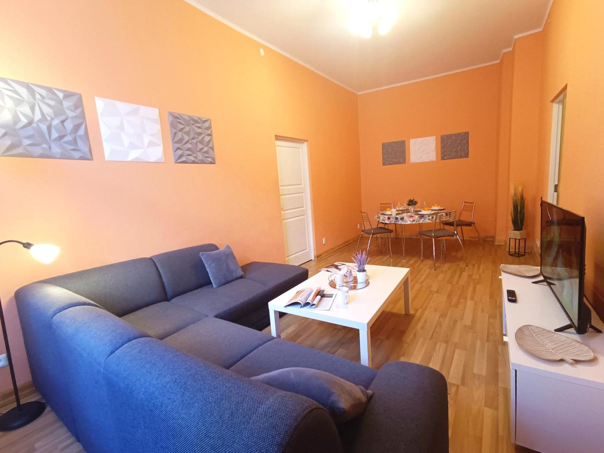 Spacious Old Town Family Peachy 2 Bedrooms Apartment, Nearby The Riga Presidential Castle Exteriör bild